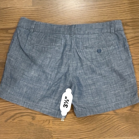 J Crew Chino Shorts Womens Size 10 Blue Chambray 5" Pockets Classic Flat Front E - Picture 3 of 8